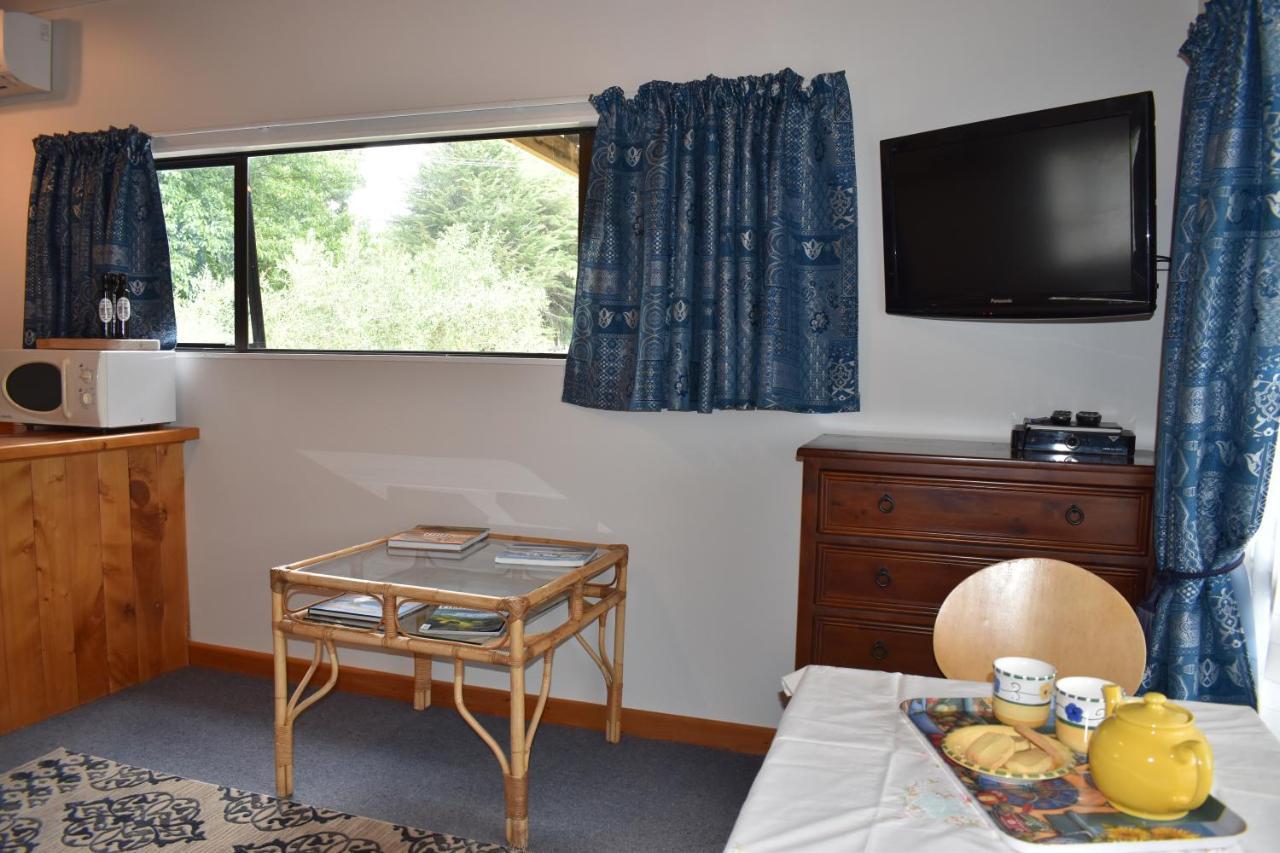 Olivista Bed and Breakfast Masterton Buitenkant foto
